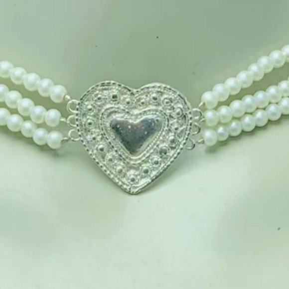 Pearls Jewelry Set, Pearls Beaded Chain Necklace With Metal Motifs And Earrings - Picture 9 of 10